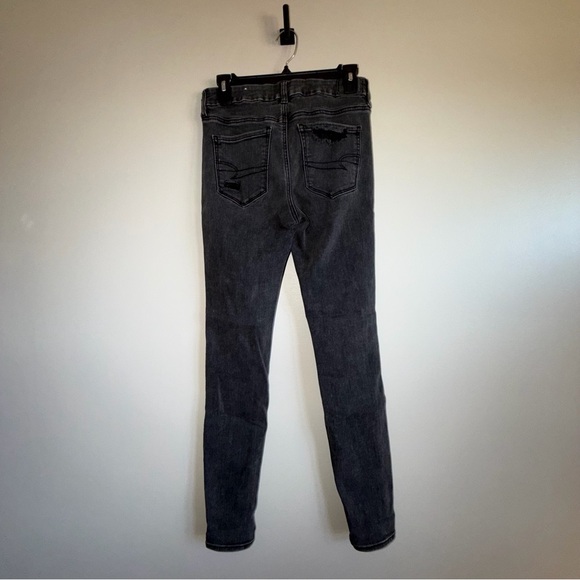 American Eagle Outfitters Women's Charcoal Black Ripped Skinny Jeans - Picture 4 of 5